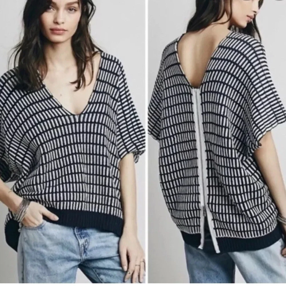 Free People Something Special Back Zip Short Sleeve Navy Cream Sweater Small